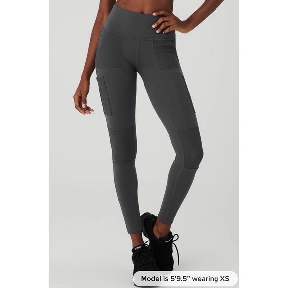 ALO Yoga High-Waist Cargo Leggings - Picture 3 of 9